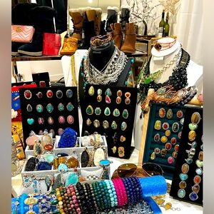 LIVE SHOW LISTING 💍💗